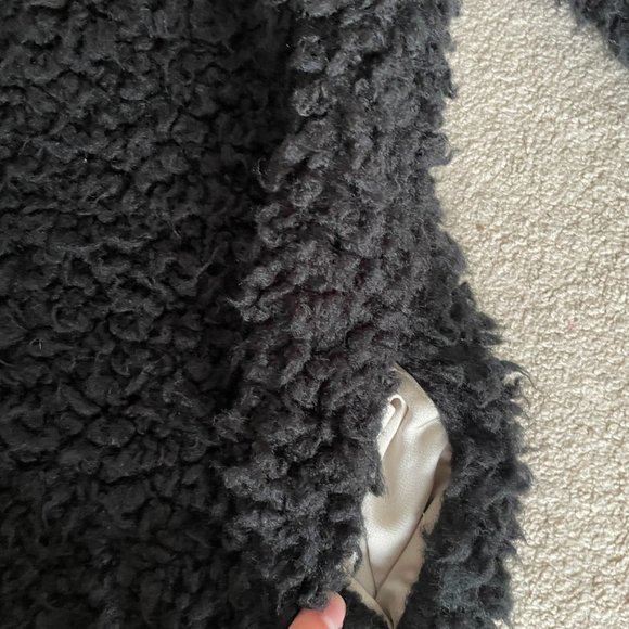 Aritzia | Wilfred Laboratoire Sherpa Faux Fur Jacket - Size L - Picture 9 of 16